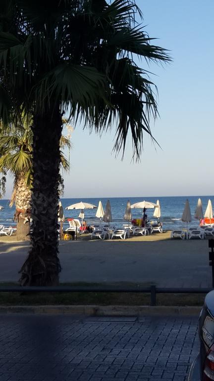 La C Mer Ларнака Екстер'єр фото